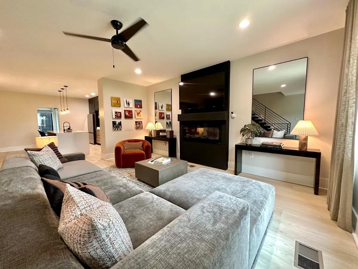 Abode Memphis - Pontotoc Villa