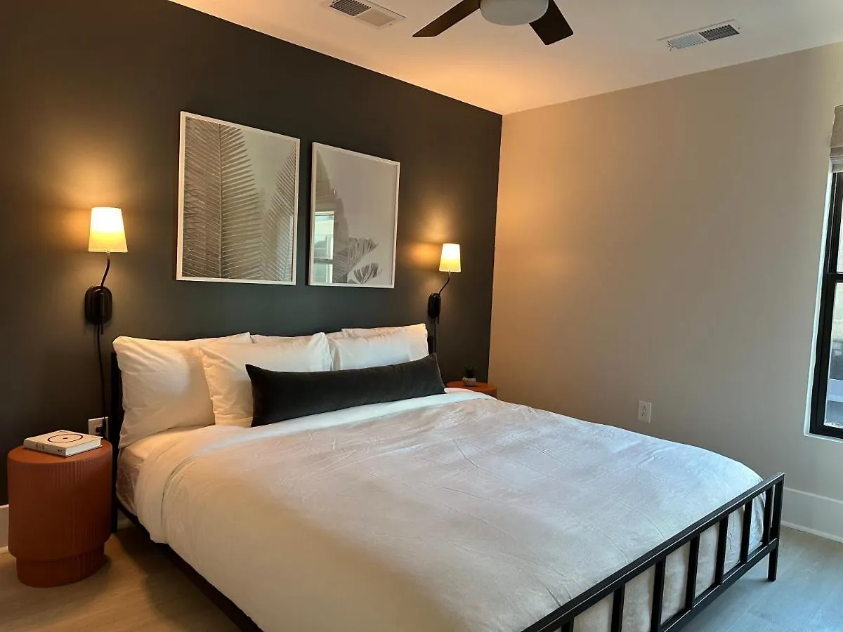 Abode Memphis - Pontotoc Villa