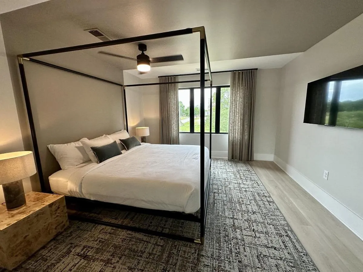 Abode Memphis - Pontotoc Villa